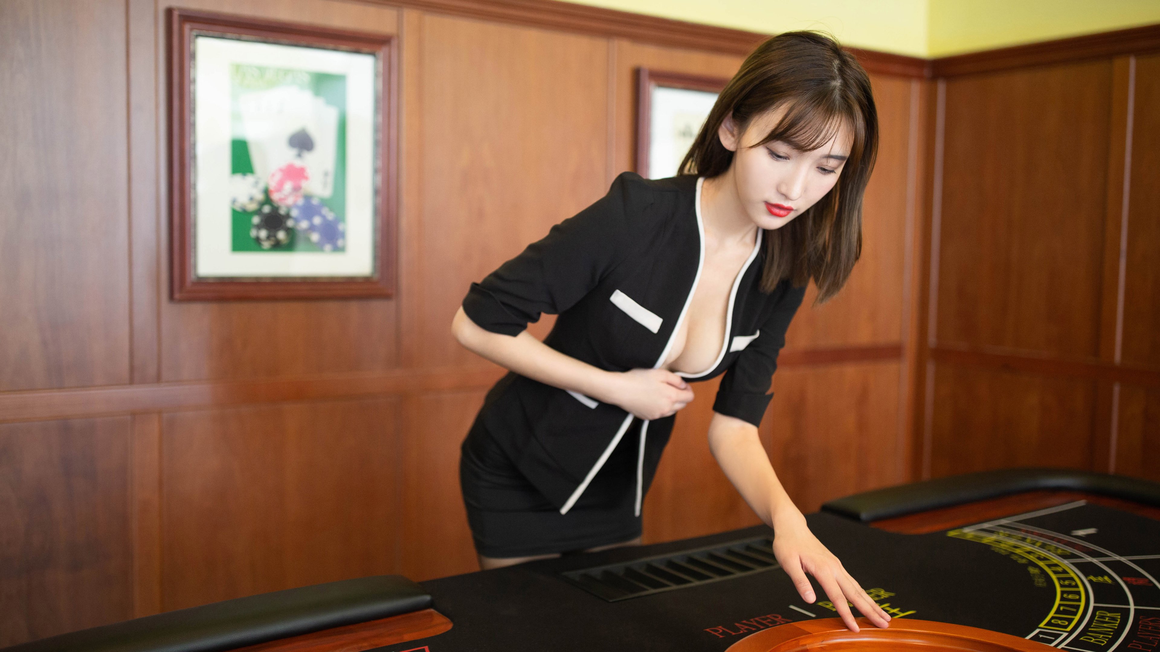 华体会登录-前场三人压迫打出“倒金字塔”结构