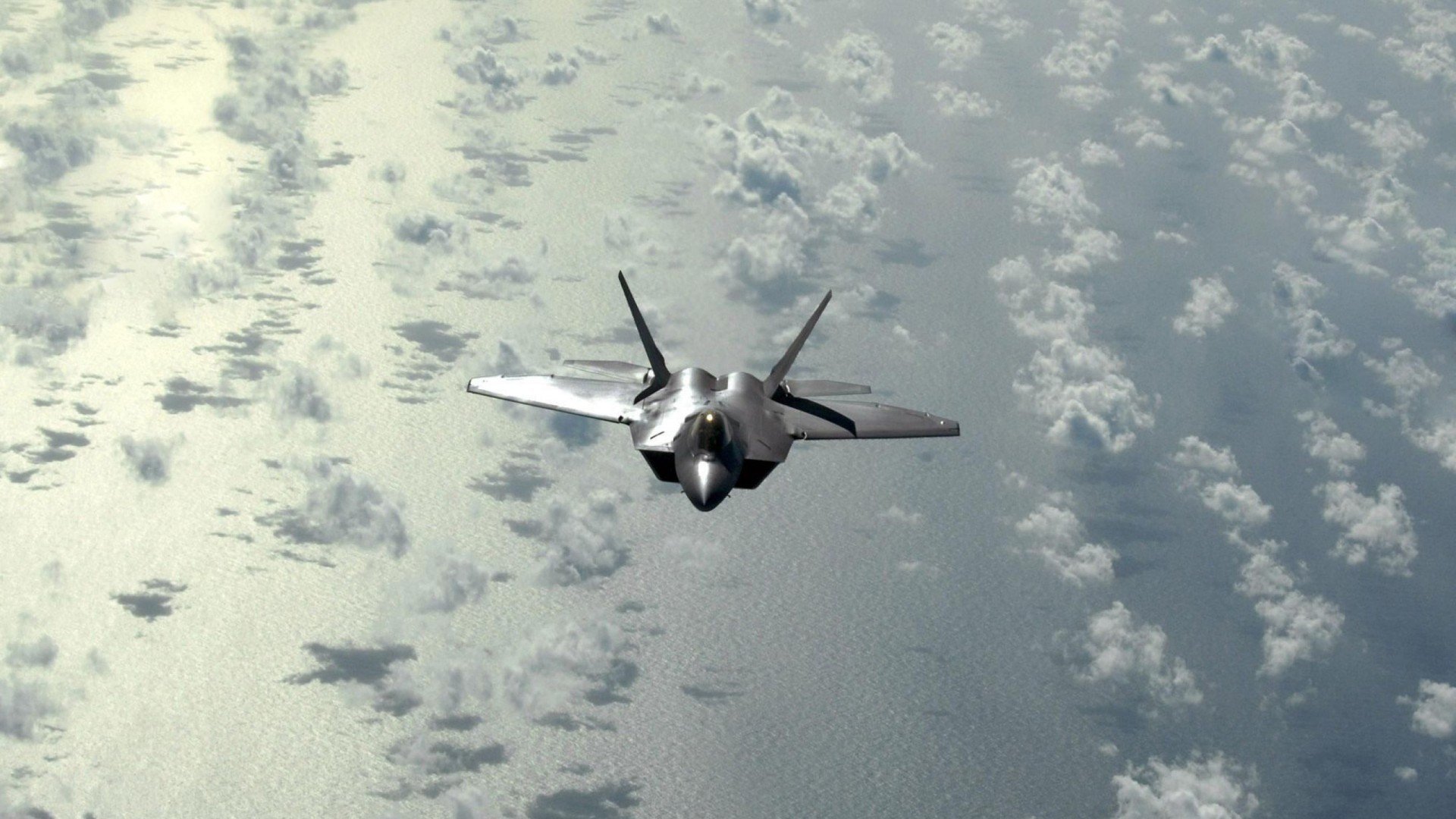 华体会官网-蝶泳前15米爆发力美中强强对话，蝶泳速度标准